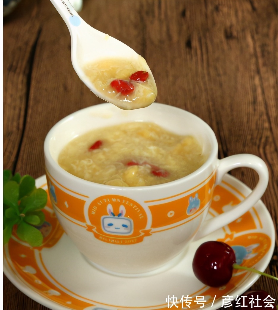 水淀粉|香甜好喝的玉米鸡蛋羹，细腻甜香，天天喝都不腻