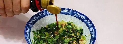 鸡蛋|萝卜丝更好吃的做法,打上2个鸡蛋蒸一蒸,百吃不厌