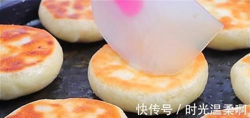 糯米粉这样做真好吃,很多人都没吃过,外酥里软,吃一次念念不忘