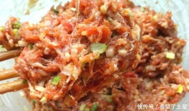 糯米土豆肉丸子|天冷,宁可不吃肉,也要吃它,入锅一蒸清淡又营养,比吃肉香多了