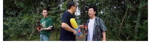 刘晓邑|黄渤爆料张艺兴感情状态,委婉催婚情商高,比黄磊孙红雷都要内敛