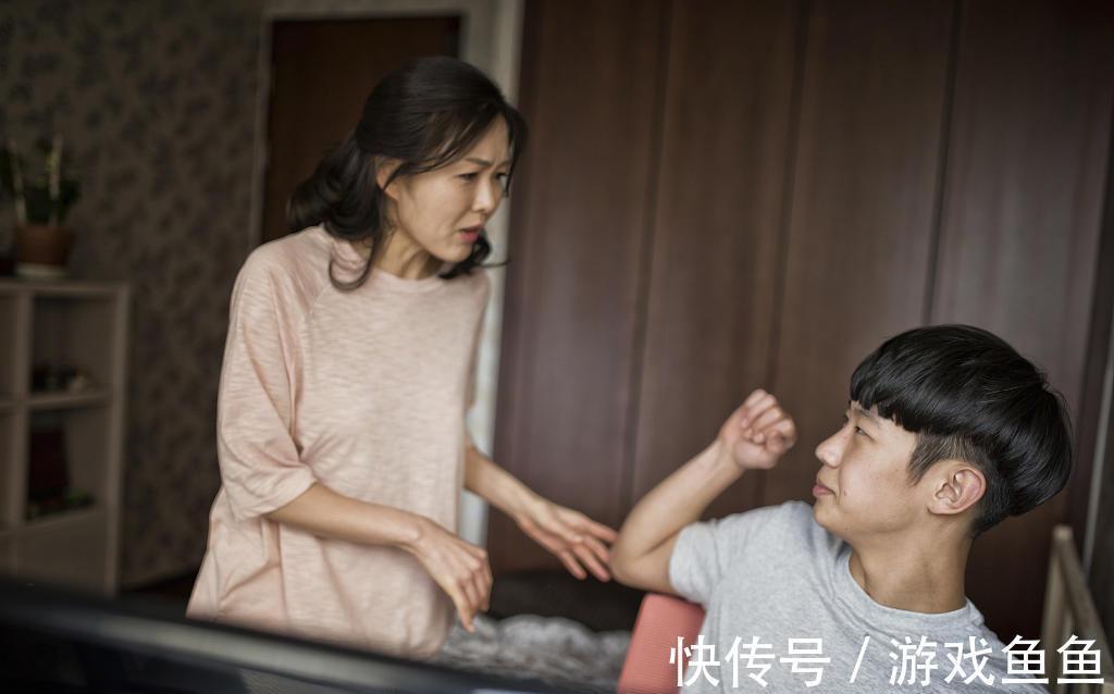 辛苦|继“啃老式不孝”后,这种新方式走红,性质更恶劣,父母也更辛苦