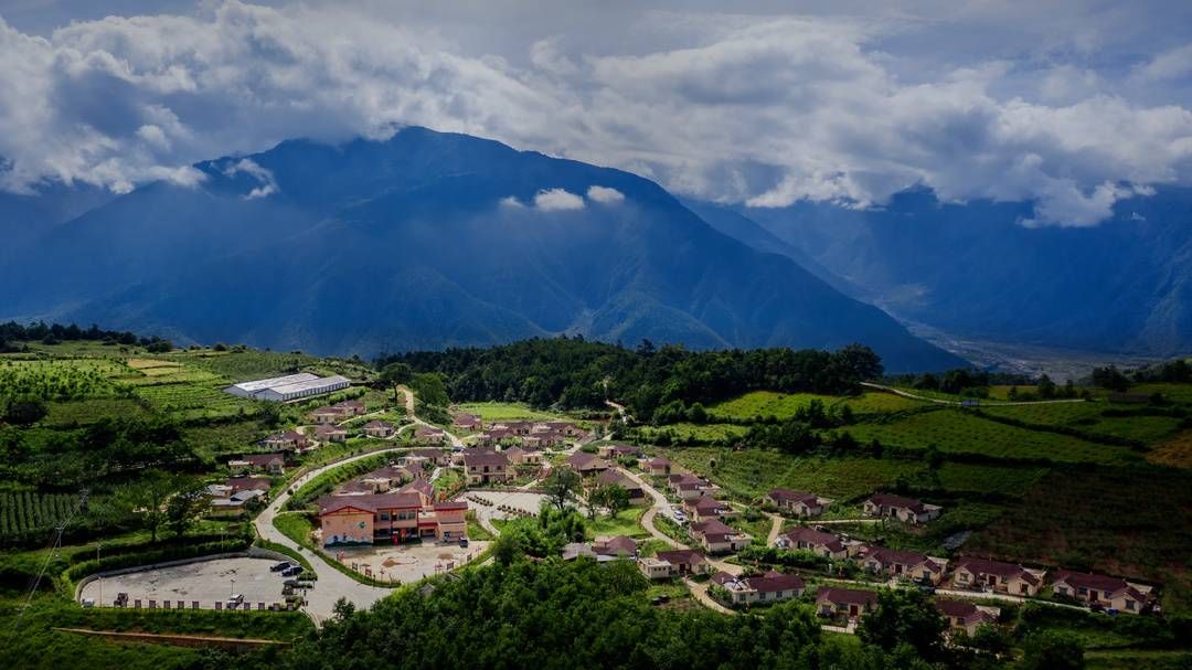 冬游|过年到大凉山晒太阳 灵山寺、彝海景区门票免费拿丨冬游四川上封面