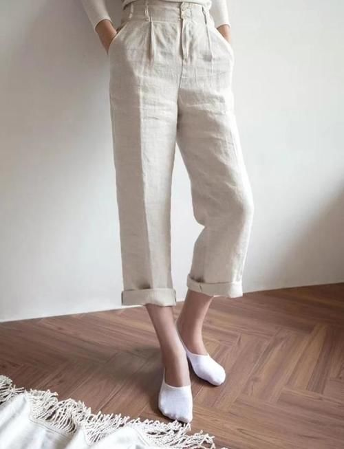 用堆堆袜来搭配洛丽塔,瞬间变身二次元少女,动感可爱