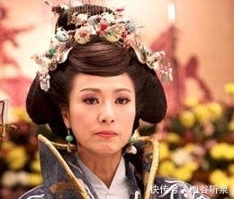 这是位剽悍的皇后,自断手腕,杀人如戏,最后竟被亲孙子幽禁
