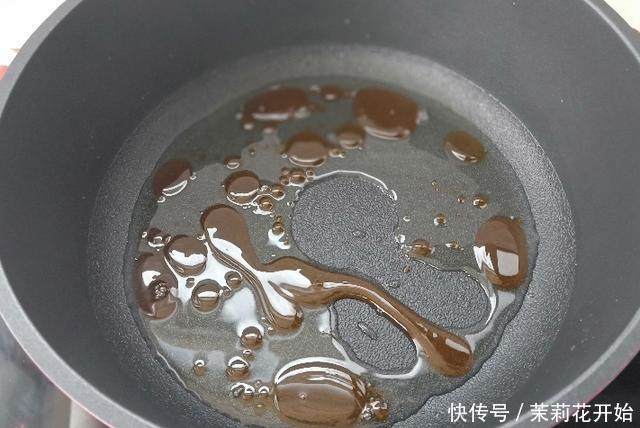 年夜饭别着忙,这个菜提前做好,到时候切一下,就是一道“硬菜”