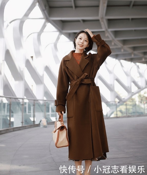 女人过了40岁，颜色记住这3选3不选，巧妙提升气质