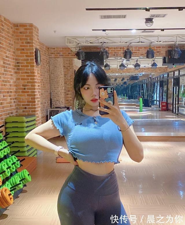 垫子|国产“蜜桃”女孩，好身材吸粉几百万，教你如何轻松拥有迷人身材