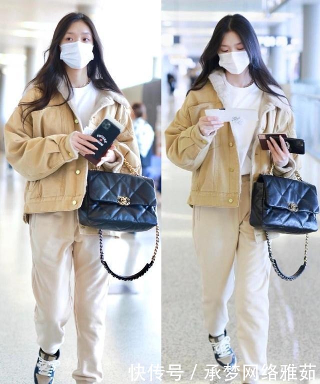 一条白裤子=时髦、优雅+高级,秋冬这么穿搭,温柔优雅