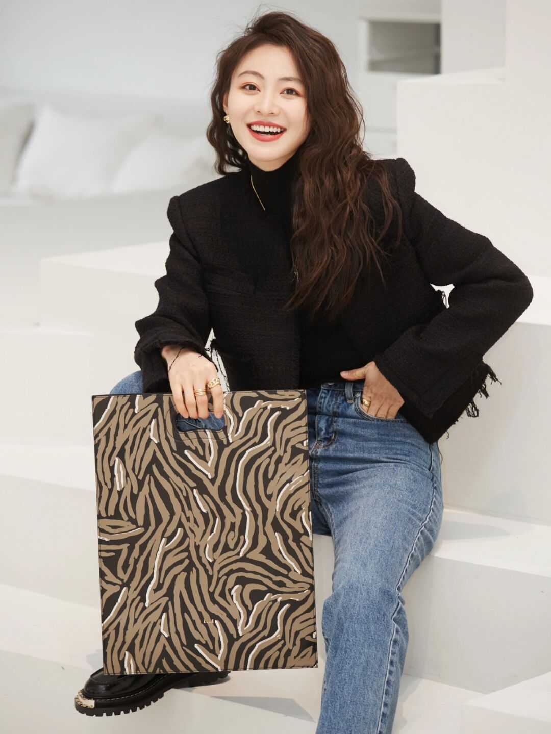 色系 上衣同色叠搭到底有多美?看完这四套穿搭就懂了,高级优雅