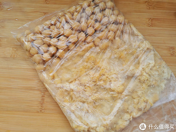 鹰嘴豆泥|健身达人都爱的鹰嘴豆，做成薄脆饼，不加一滴油，低热量饱腹感强