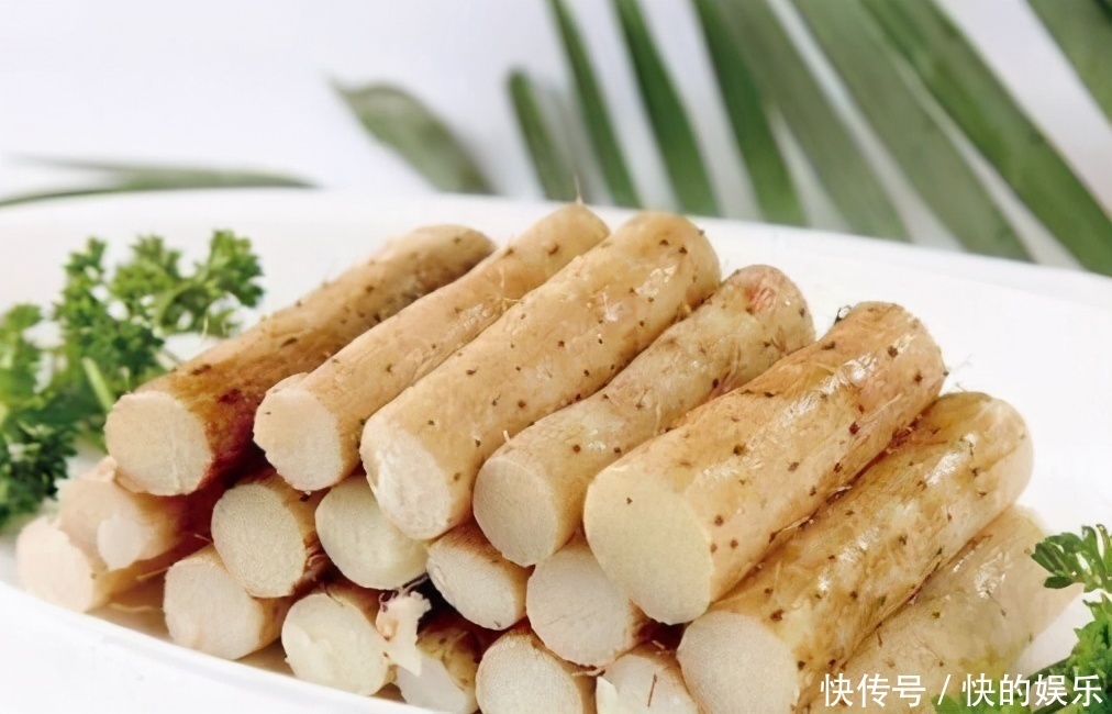冬季養(yǎng)生要會(huì)吃,不妨多吃以下食物,降血脂,增強(qiáng)免疫力,試試吧