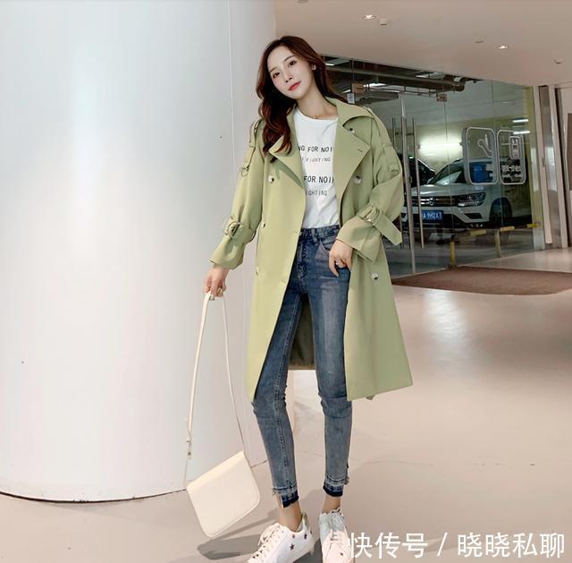 吸睛|秋冬告别黑白灰,让彩色大衣开启你的新世界,减龄又吸睛!