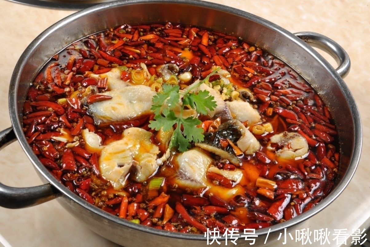 鱼头|草鱼最好吃的做法,都赶上大厨了,上桌就被抢光,解馋!