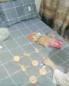 |搞笑GIF趣图大姐,你赢了也不是很光彩啊!