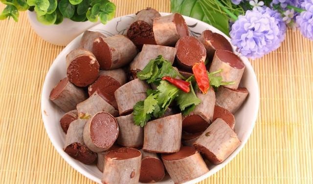 猪血|养肝“冠军”已发现，不是胡萝卜，平时放肆吃，肝硬化知难而退