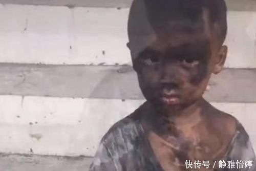 放学|幼儿园放学,俩“煤球”一直无人认领,亲妈崩溃足足找了10分钟