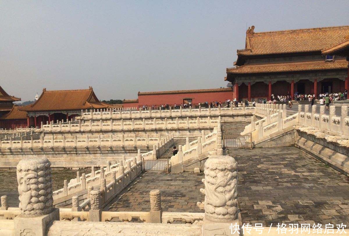 不翼而飞|明朝末年故宫发生爆炸，死伤无数，衣物不翼而飞，皇帝却安然无恙