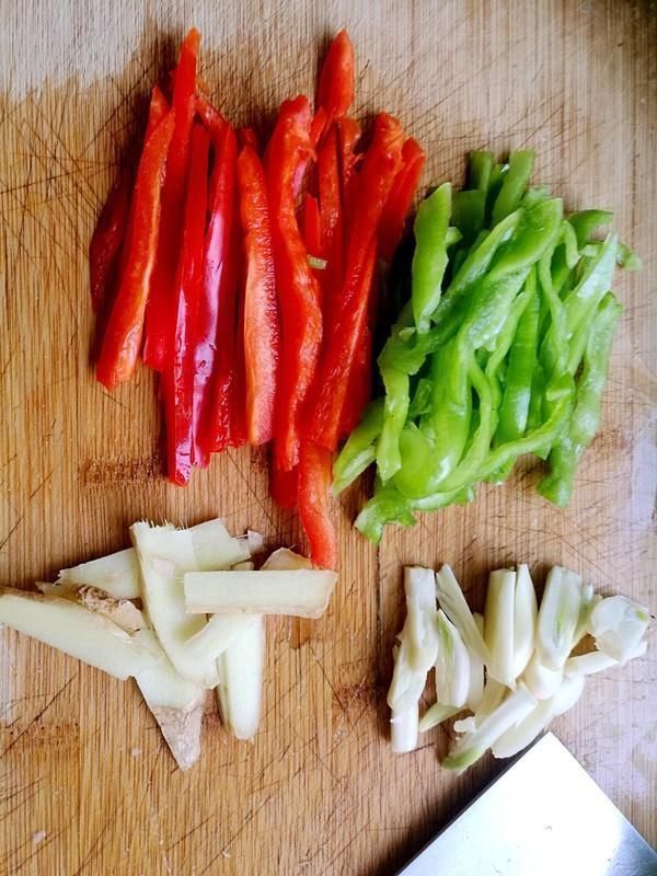 它是被“误解”最多的鱼,比鲤鱼营养,浑身是宝,7元1斤无人问