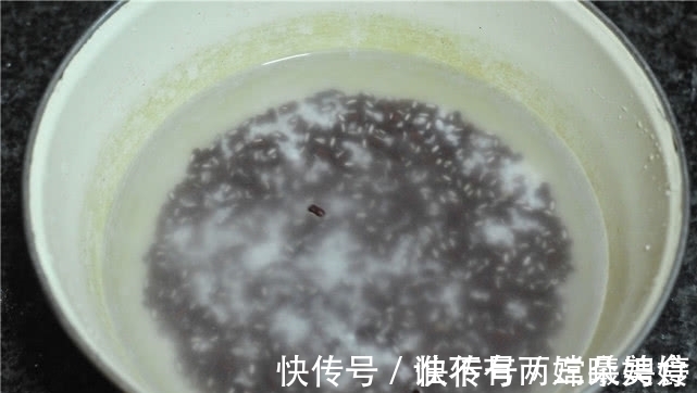 早餐别再蒸馒头了,教你懒人做法,比包子简单,比馅饼好吃,香!