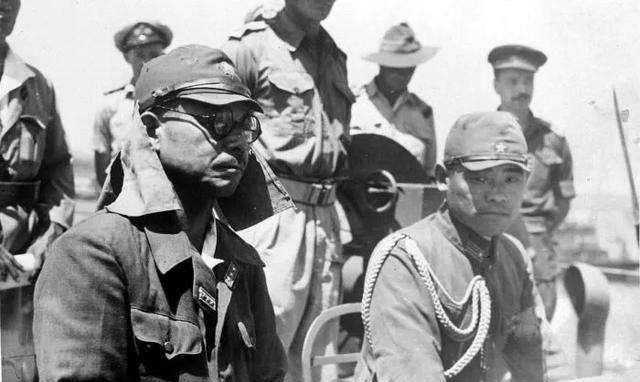 日本鬼子|日本鬼子的军帽，为什么一定要加2块布