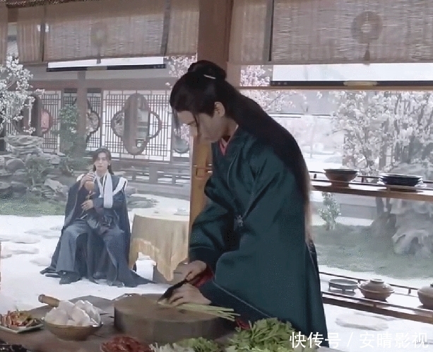 姚安娜 龚俊被曝退出《中餐厅5》的录制,原因或和姚安娜有关