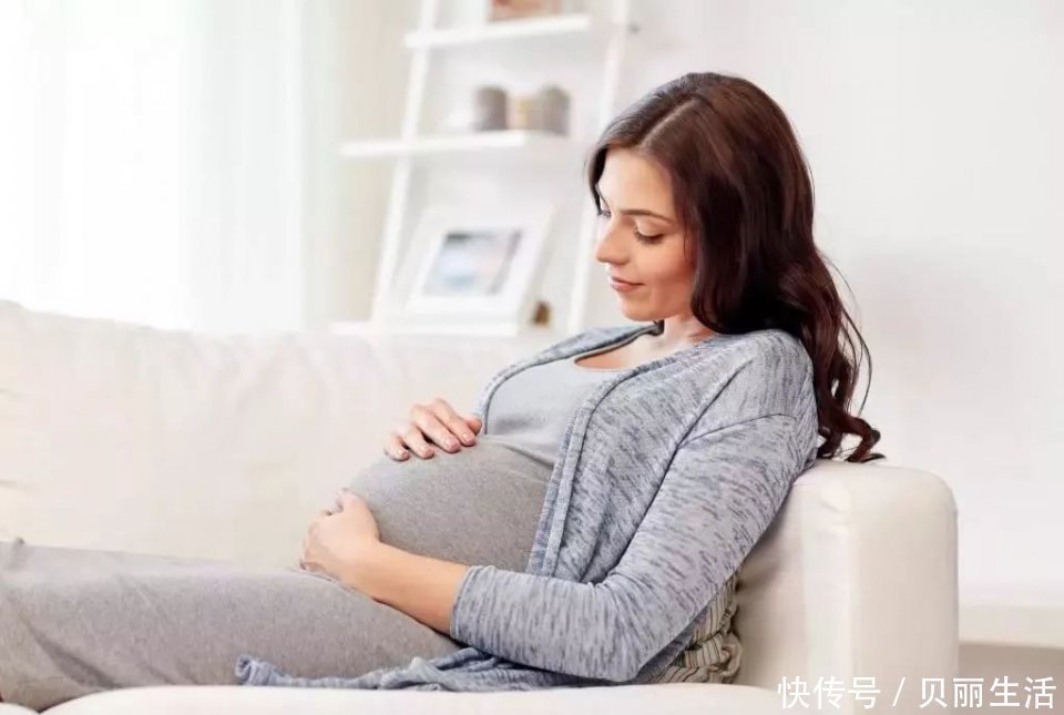 安全|孕期这2个时间不宜摸肚子,为了胎儿健康安全,孕妈可要忍住!