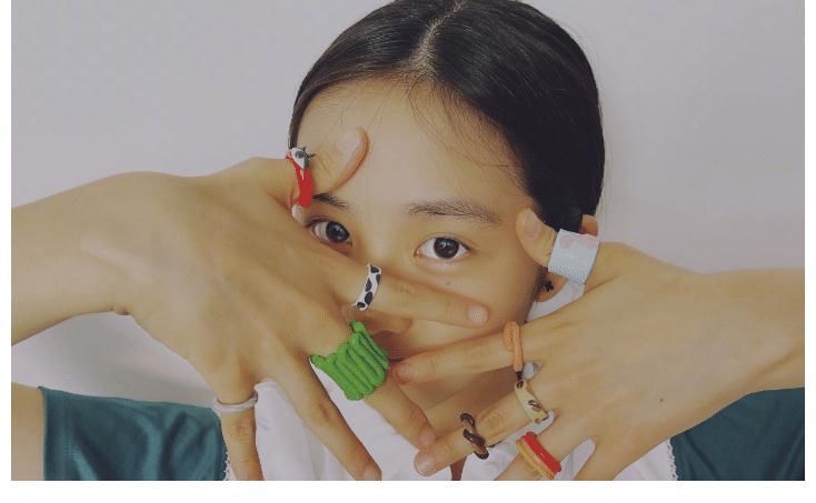 《爸爸去哪儿》的萌娃们长大了，曹格女儿近照变化大，长腿惹人羡