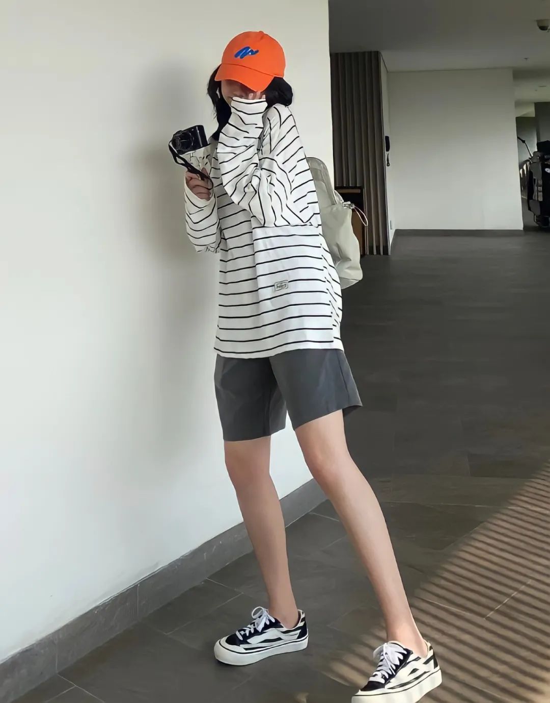 五分裤|别穿长裤了！今夏流行这样穿短裤，显高显瘦