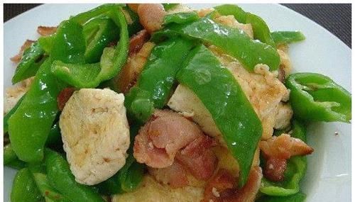 炒青椒时加一宝,三天一盘,疏通血管,大肚腩