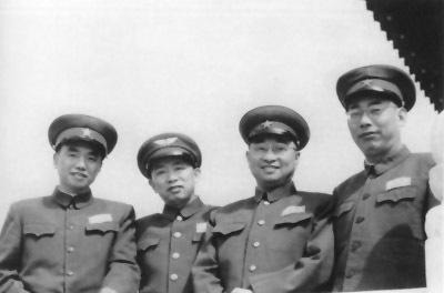 最重情的开国大将不忘糟糠之妻,但宁让亲人饿死也不搞特殊