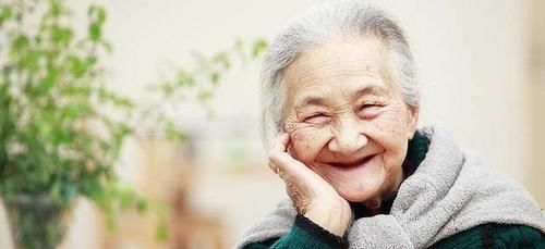 睡眠质量|肝不好的人,尽量少吃2种水果,或有助于养肝护肝