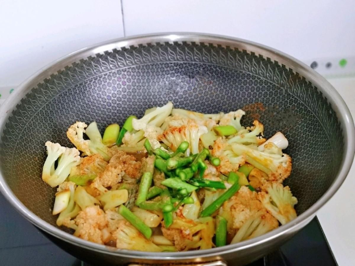 干锅花菜|家常干锅花菜,简单好操作,鲜美又下饭,给肉都不换