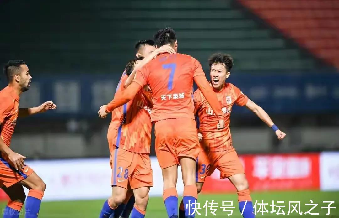 郭田雨|郝偉主動(dòng)攬責(zé)，泰山隊(duì)能夠接連上演逆轉(zhuǎn)，這一點(diǎn)是關(guān)鍵原因