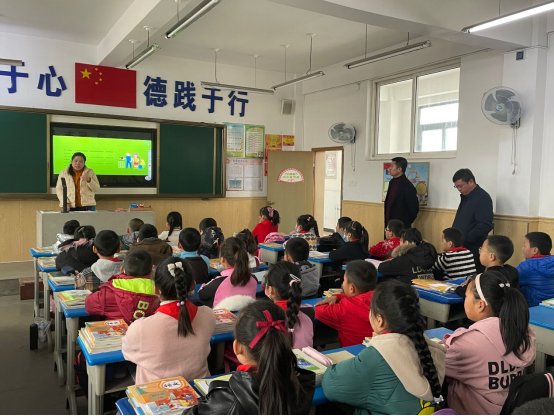 现场直击！烟台中小学生开学啦