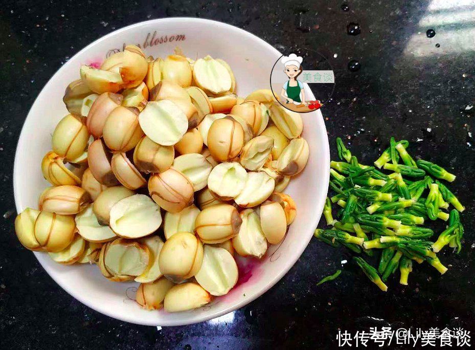 莲子芯|夏天“补钾”很重要，这高钾食材记得多吃，甜糯清香，精神过夏天