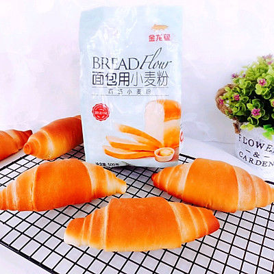 外脆里软盐面包