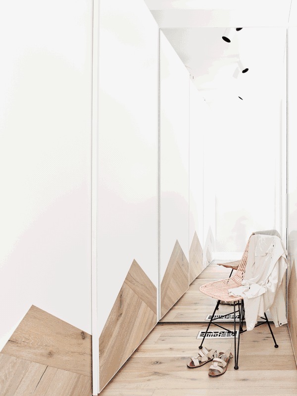 衣帽间|你家衣柜还做上下分体现在流行这样一门到顶的设计，时尚又大气