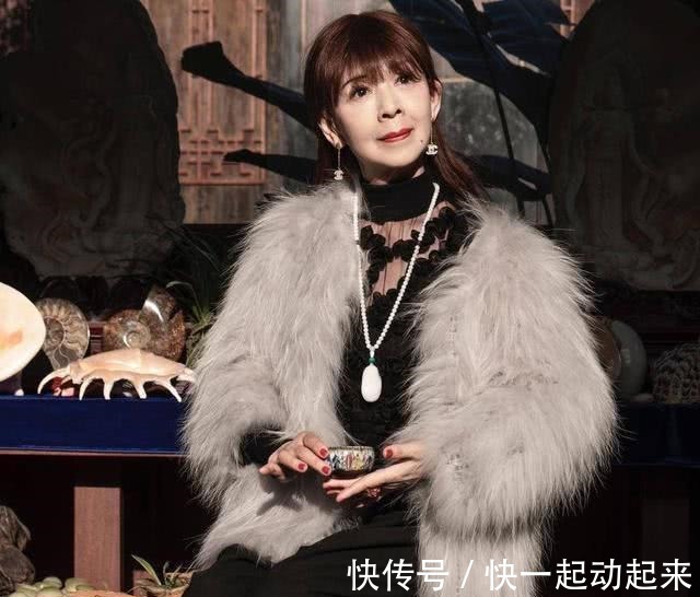 79岁奶奶称自己只穿高跟鞋,化妆打扮穿皮草,一辈子都过精致生活!
