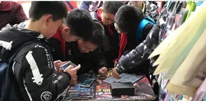 铅笔#为什么小学生不让用自动铅笔?其中暗藏玄机,真不是老师胡乱要求