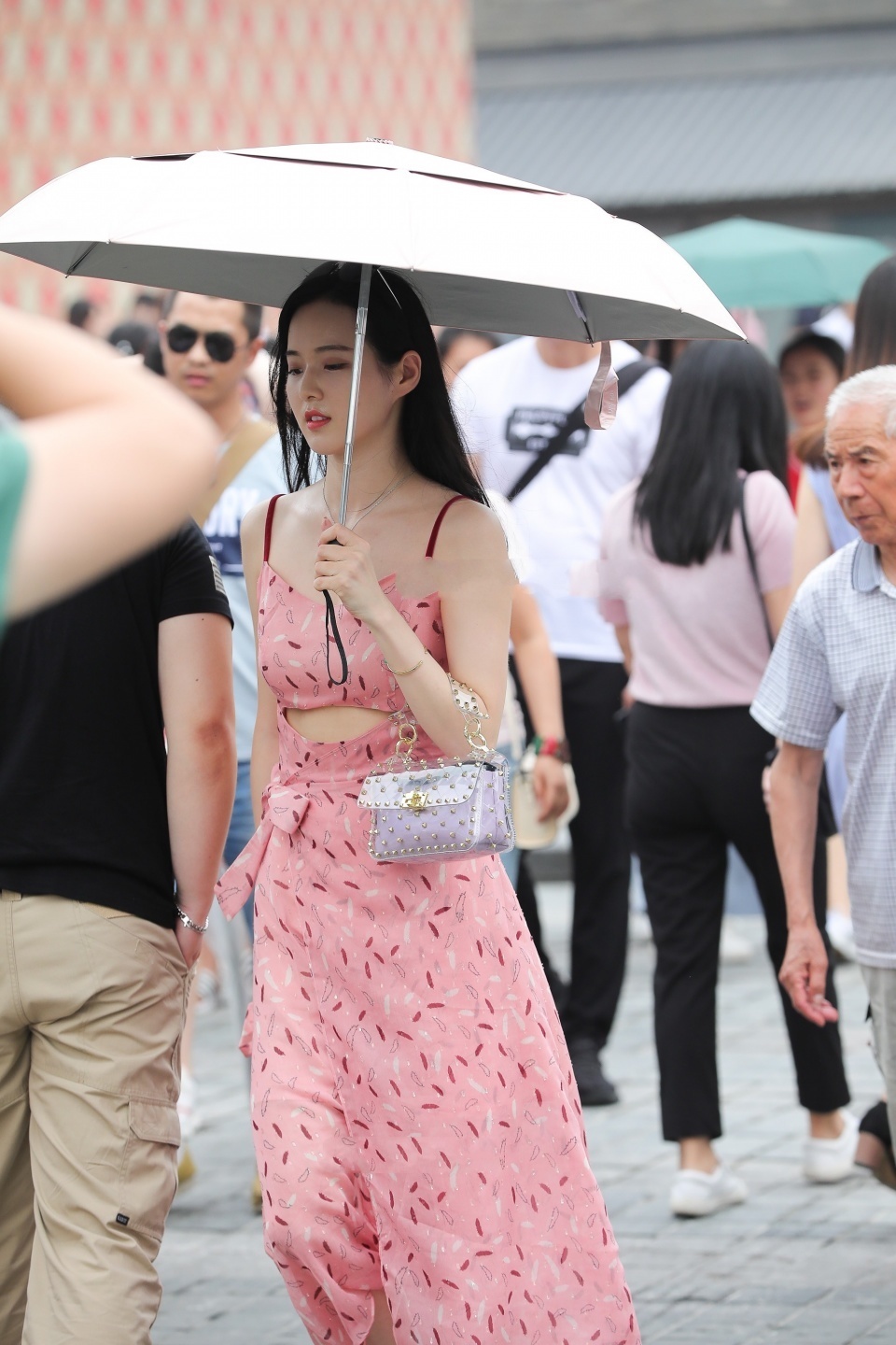 小小的|非常有灵气的少女!小小的鼻子微微上翘,带回家是爸妈喜欢的类型