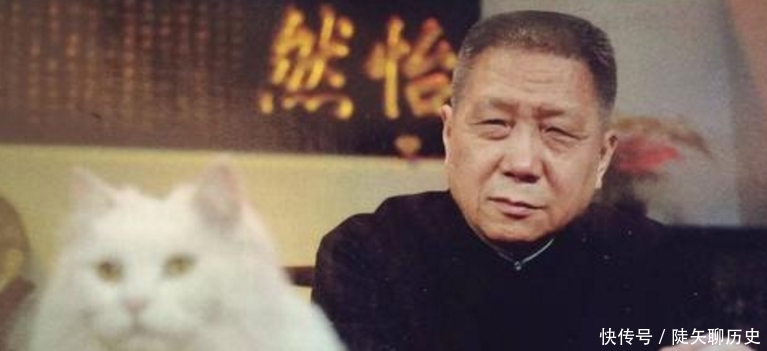 碗底|马未都:我去喝面茶,相中了人家的碗,趁人不注意偷看了一下碗底