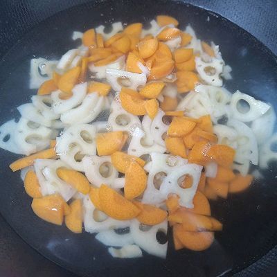 快手菜|家常快手菜小炒藕丁