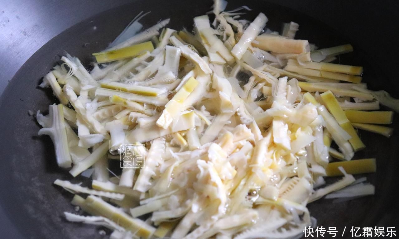 6种尽量先焯水再炒的蔬菜,吃着更放心,提醒家人,麻烦些也值得