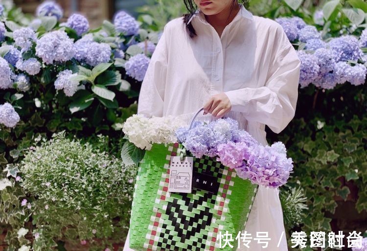 无尽夏|庭院改造：50㎡的下沉式庭院造花园，有地我也建一个，太好看了！