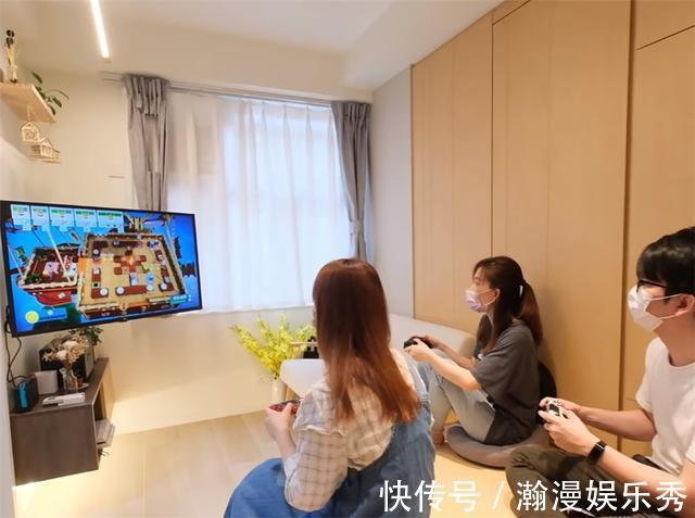 地台|香港年轻夫妻挤进20㎡“毫米房”，变出迷你两室一厅，网友：服了