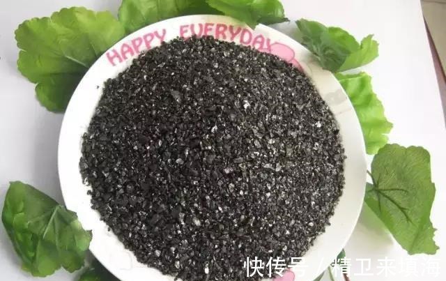 黑白石|厨房最常用却不值钱的“它”,把它放进装修后的新家,半个月去除致命甲醛!