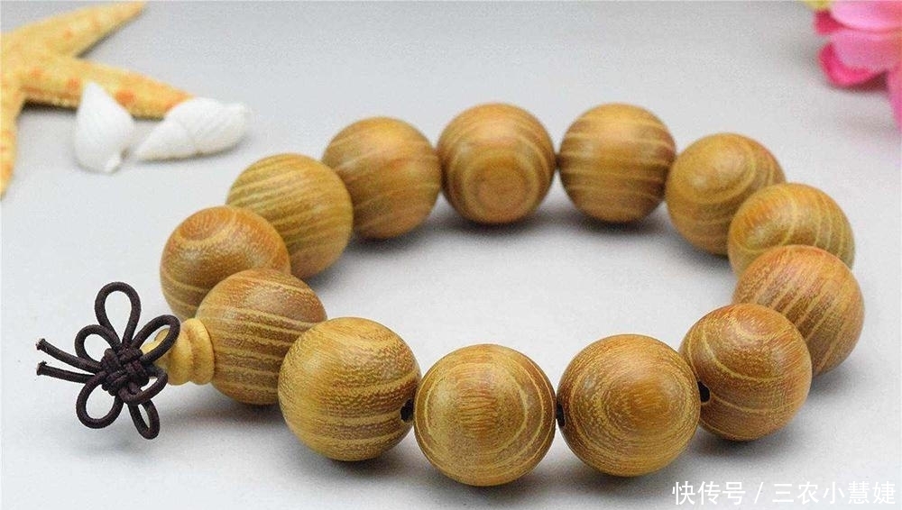 过去砍来当柴烧,如今价值十分珍贵,树芯含“黄金”,人称黄金木