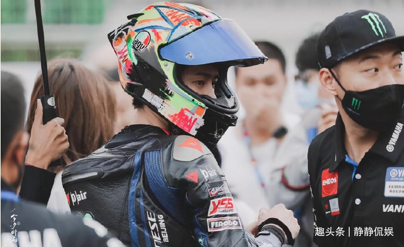 赛车手|王一博事件反转自己失误导致摔车，职业赛车手人设引质疑