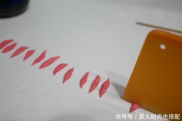 冷冻|自从学会做奶黄包,连吃一周还不够,家人都喜欢,一袋面粉见底了